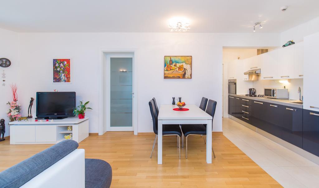 Bay View Apartment Fantastik Dubrovnik Buitenkant foto