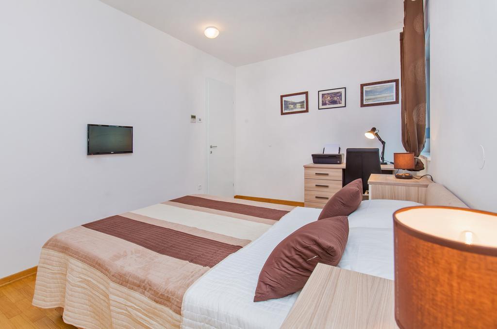Bay View Apartment Fantastik Dubrovnik Buitenkant foto